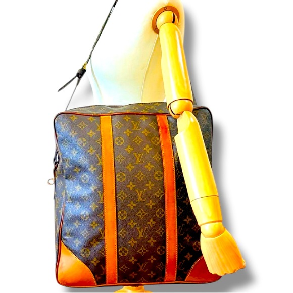 ‼️COMING‼️Louis Vuitton MonoSac Bosphore Messenger Bag Vintage Travel Crossbody - Picture 1 of 10